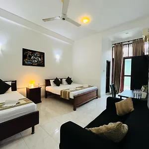 https://hotel-blue-negombo.negombohotels.net