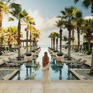https://breathless-riviera-cancun-resort-spa.allrivieramayahotels.com